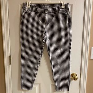 Gingham print Old Navy pixie pants
